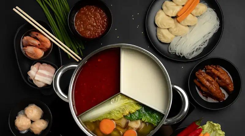 Wajib datang ke dimpot untuk merasakan pengalaman hotpot dan dimsum dalam satu tempat.
