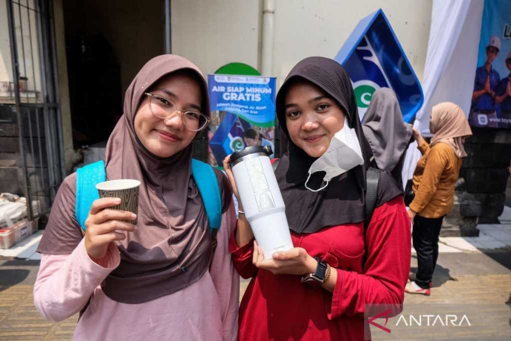 fasilitas air siap minum gratis 2764677