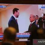 thumbs b c 036d62020d298ebf60f3d30b204ed390