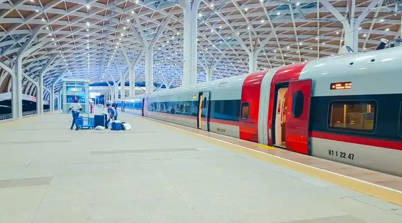 Kenali Stasiun Keberangkatan dan Tujuan