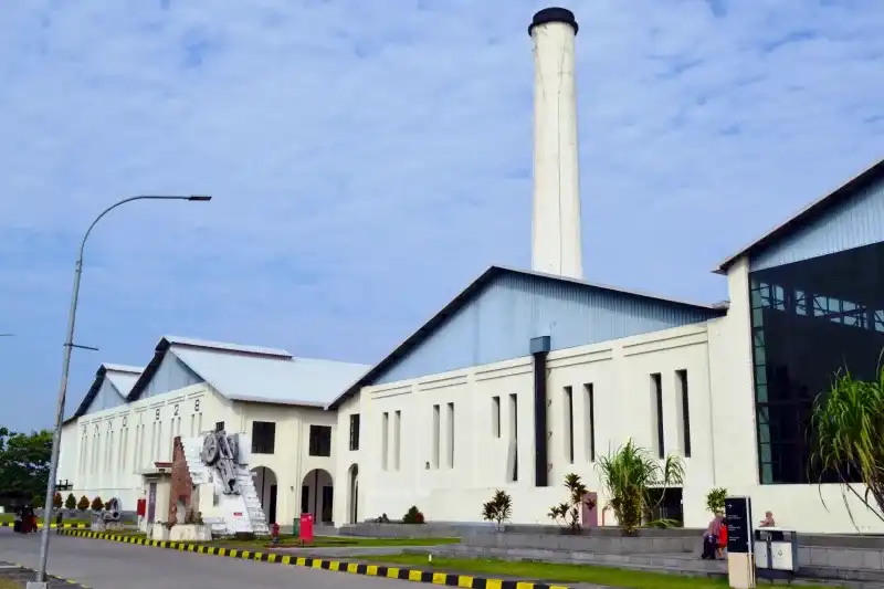 Pabrik Gula De Tjolomadoe