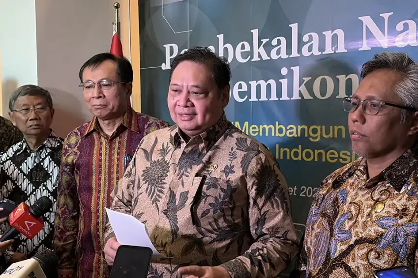 menko airlangga bela mbg usai masuk catatan fitch program investasi jangka panjang cuq